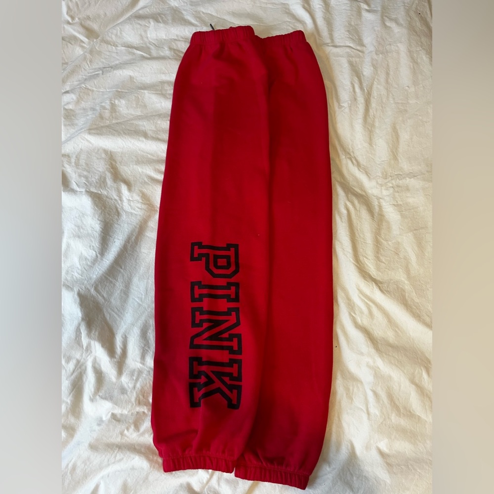 Red PINK sweatpants, size: M